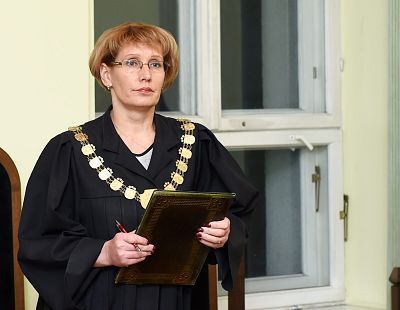 Kriminālvajāšanai lūdz izdot Rīgas rajona tiesas tiesnesi Siliņeviču