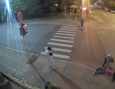 Иностранец был не единственной их жертвой: подробности дела о нападении в центре Риги