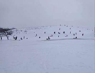 PTAC brīdina par bērnu drošības riskiem Dreiliņkalnā un aicina Rīgas domi nekavējoties rīkoties