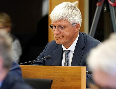 Возбуждается уголовное дело против Барташевича (+ комментарий Шлесерса)