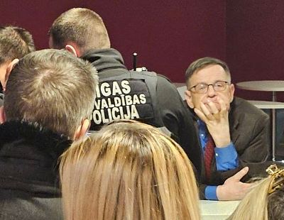 «Чтобы отстоять права ученого и нашей аудитории»: организаторы лекции Ланькова намерены жаловаться на Браже