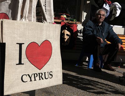 «Признаюсь, я выругалась на русском»: латышка приехала на Кипр, а там всё на русском языке