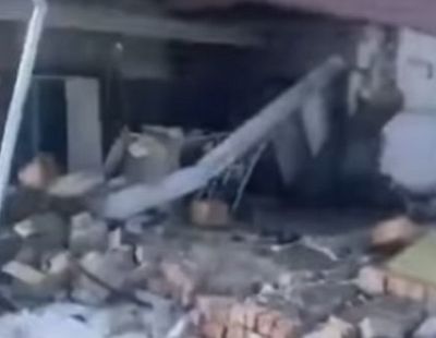 Мощный взрыв разнес продуктовый магазин: пострадали две продавщицы (ВИДЕО)