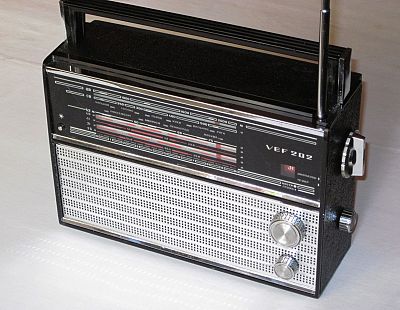 Почему в нашем эфире вещает Лукашенко?  Как радиоволны игнорируют границы и запреты