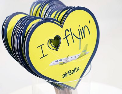 Облигации airBaltic упали до 31 цента: инвесторы наняли одну из лучших юридических фирм мира