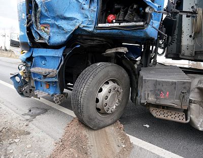 Столкновение пяти фур. Госполиция полагает, что один водитель выбрал неверную траекторию