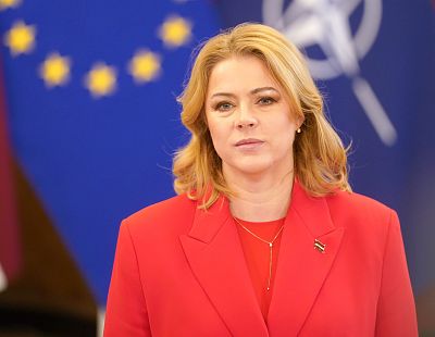 Проверкой по поводу использования Силиней VIP-зала займётся Генпрокуратура