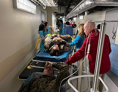 Взрыв, 80 раненых и час на спасение: медики учились войне