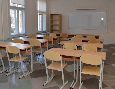 10 дней не был в школе, вернулся загорелым и со справкой от врача: как быть с прогульщиками?