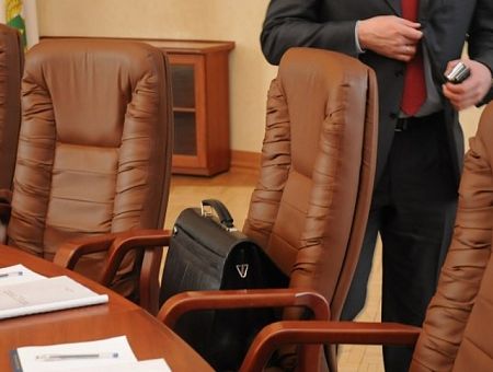 Коалиция устояла, но оппозиция готова выдвинуть нового премьера: кого же?