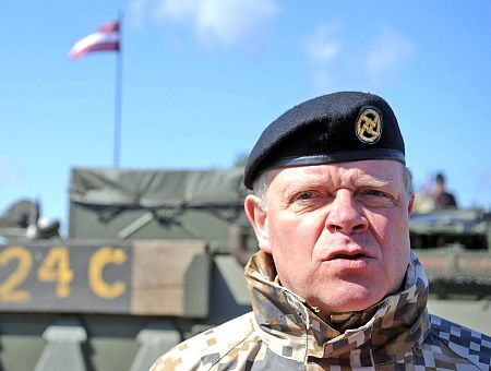 Генерал Граубе: мы в военных отношениях с Россией, возможны взрывы и поджоги