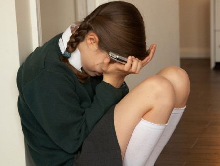 Школьница улетела с незнакомцем из Риги в Португалию. Родители в шоке: как это возможно? Школьница улетела с незнакомцем из Риги в Португалию. Родители в шоке: как это возможно?