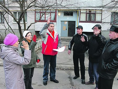 Важнее крыша или подъезд: как жителям договориться о ремонтных работах?