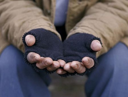 Дети-попрошайки в магазинах: признак всеобщей нищеты? Мнение рижан