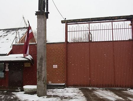 На следующей неделе депутаты Сейма отправятся в тюрьму. Правда, на время и не все