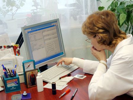 Пациентов не спросили: кому удобны электронные меднаправления?