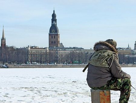 Антициклон держит Латвию: морозно, ясно и без осадков