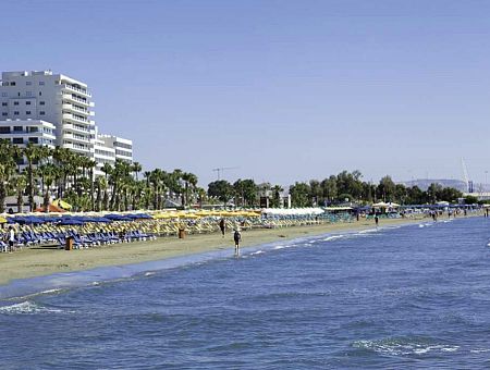 «Немедленно уезжать!» Госдеп США предупредил своих граждан на Кипре