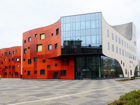 «Это они так готовы к войне»: в сети ужасаются по поводу медицины в Латвии