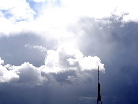 Кислотное облако достигло Латвии: что это значит?