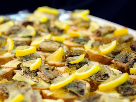 Рыба дороже золота?! Публика в шоке от цены миноги (ФОТО) Рыба дороже золота?! Публика в шоке от цены миноги (ФОТО)