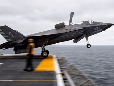 Первый в истории истребитель F-35 поражен над Ираном: CNN