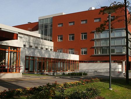 Идёт сбор подписей за то, чтобы государство оплачивало питание детям в дневном стационаре
