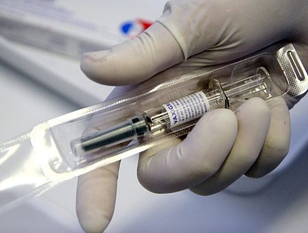 Infektoloģe: Gripas vakcīnu trūkums vērojams jau vairākus gadus, turklāt riska grupu pacientu skaits aug