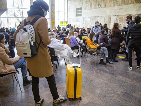 Работодатели наживаются на украинских беженцах: эксперты