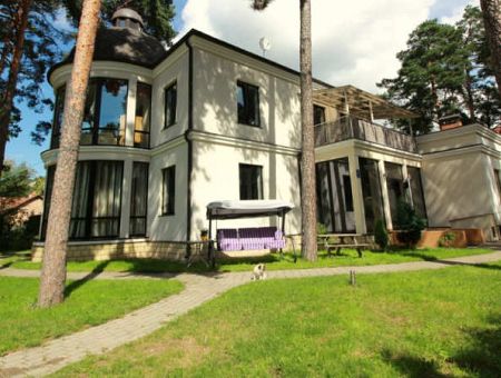 Plāno aizliegt Krievijas un Baltkrievijas pilsoņiem Latvijā iegādāties nekustamos īpašumus
