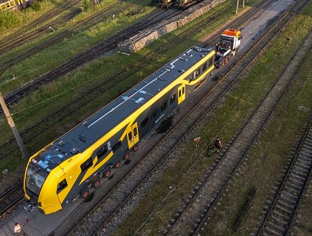 «Снизим цены вдвое»: министр хочет пересадить нас на электрички