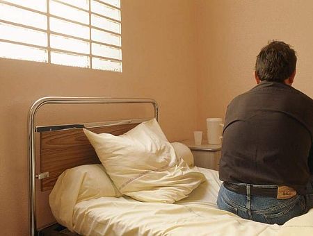 Депрессия косит латвийцев: выгорают у нас даже психиатры