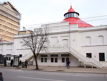 «Социальный цирк», в котором главный язык — латышский: и больше никаких «абсурдных проектов»!