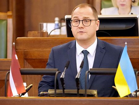 Раздают гранты пачками: 60% бюджета Министерства климата уходит на дотации Раздают гранты пачками: 60% бюджета Министерства климата уходит на дотации