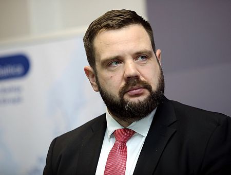 «Иногда хочется так!» По интернету гуляет ролик с участием депутата Сейма, созданный ИИ (ВИДЕО) «Иногда хочется так!» По интернету гуляет ролик с участием депутата Сейма, созданный ИИ (ВИДЕО)