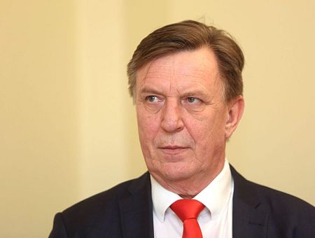 Кучинскис надавал Кулбергсу советов: гнать лишних посетителей, диктовать повестку, не придумывать министерств