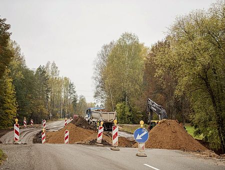 Местами пробки знатные: идут ремонты на 42 участках государственных дорог