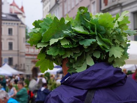 Pašreizējās prognozes: Jāņos gaidāms mēreni silts un brīžiem lietains laiks
