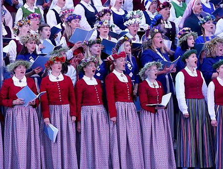 А слушать будут? Латышскую музыку хотят сделать обязательной на всём радио