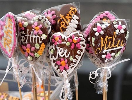 В Риге откроется рождественский базарчик на Домской площади