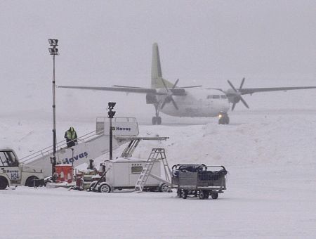 В аэропортах Европы возникают гигантские очереди: причина — новая система пограничного контроля