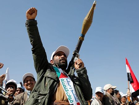 Йеменские хуситы впервые с начала войны на Ближнем Востоке атаковали Израиль. Чем это грозит?