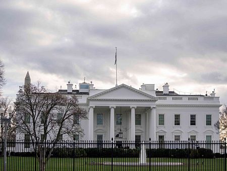 Администрация Трампа ужесточила порядок выдачи грин-карт