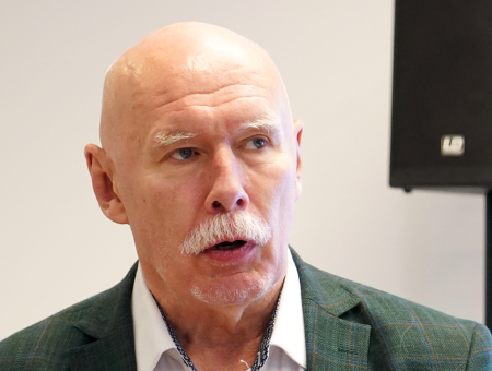 Идём дорогой Сталина: Апинис рассказал Вейдемане об ужасах врачебных ошибок