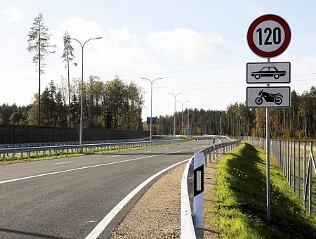 «Да у нас даже лучше, чем в Литве!» Заявил главный по дорогам в Латвии