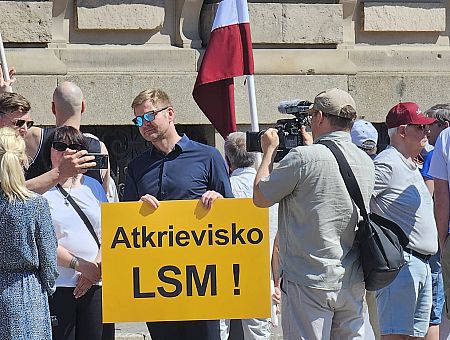 Знать язык уже недостаточно: нацактивисты пожаловались омбудсмену на акцент журналистов LSM