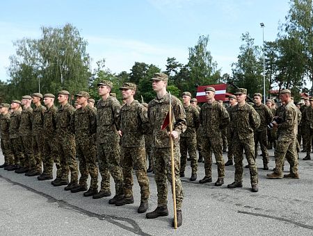 «Это ясное свидетельство патриотизма»: Спрудс о рекорде призыва в армию