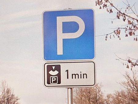 Рига хочет поднять плату за парковку. Кирсис объяснил, зачем — чтобы меньше стояли