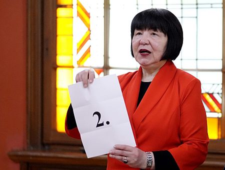 Ланге не дают покоя топонимы; чем провинилось село Белоглазовка?