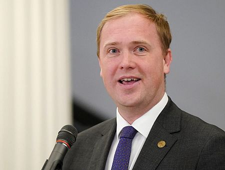 Министр Валайнис предлагает ввести жилищное пособие